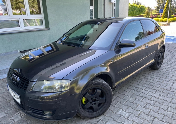 Audi A3 cena 9500 przebieg: 212000, rok produkcji 2003 z Bieruń małe 211